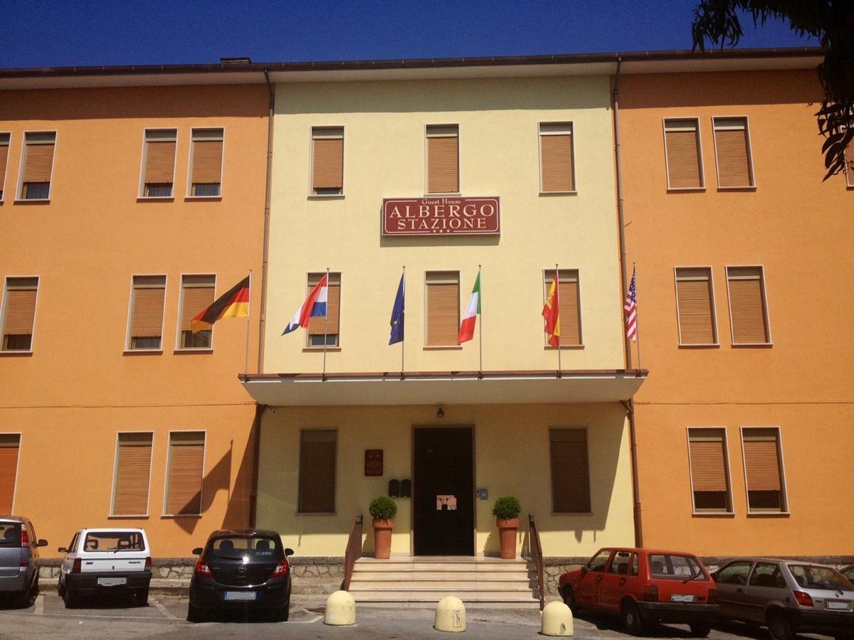 Albergo Stazione Sapri Exteriör bild
